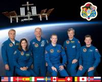 Долговременный экипаж МКС-21